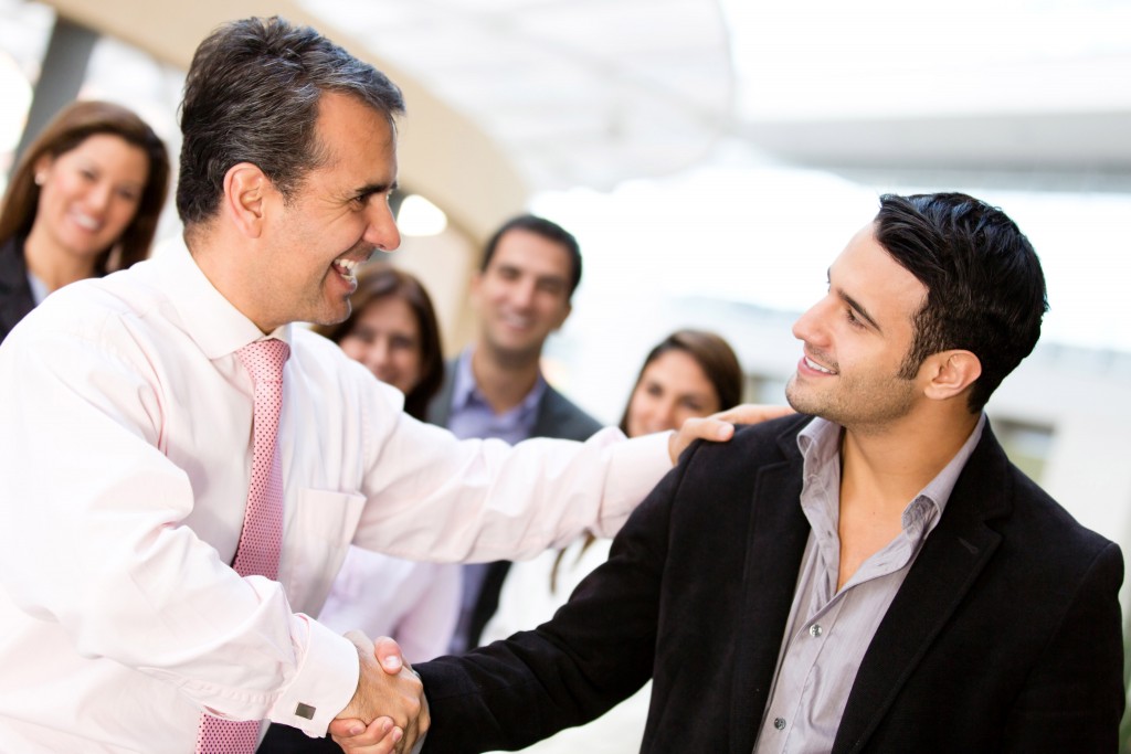 5 Fantastic Networking Tips on Mingling 2